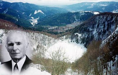 Lac des Perches ou Sternsee en mars, au-dessus de la vallée du Rimbach. Chaque premier dimanche du mois, on y échangeait de la littérature biblique interdite. Entre mars et décembre, Adolphe était le principal agent de liaison. De temps en temps, il était accompagné par quelqu'un, mais les accompagnateurs changeaient. En été, il emmenait Emma et Simone. En hiver, il faisait de longs détours car les traces étaient visibles dans la neige. En janvier et février, il n'y avait aucun contact.